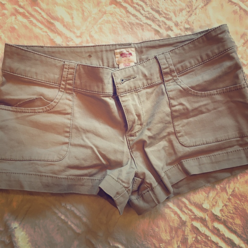 Beige shorts. Stretchy